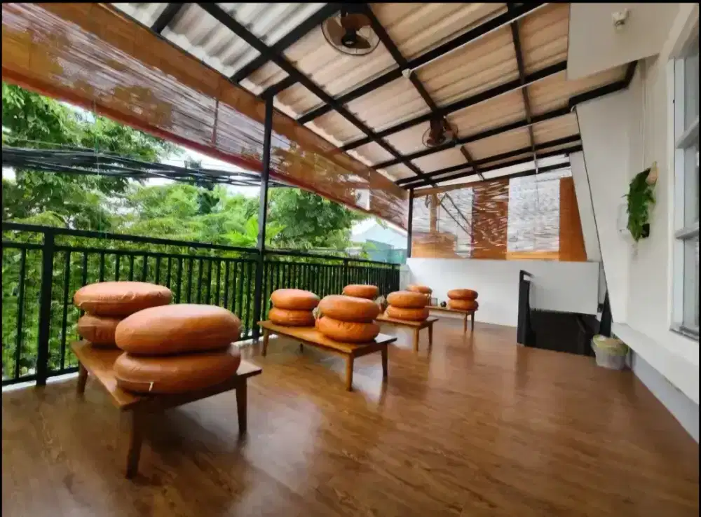 Dibutuhkan 1 karyawan untuk jualan makanan di warung teras rumah