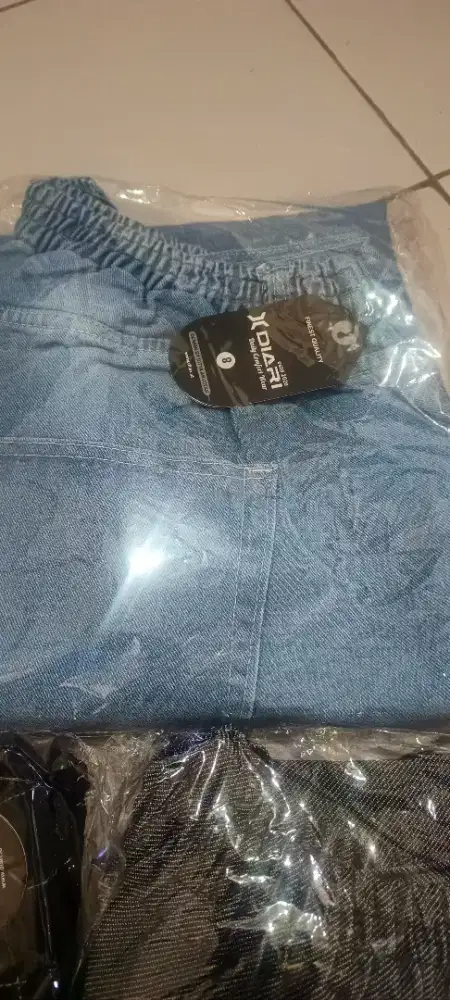 Celana levis baggy