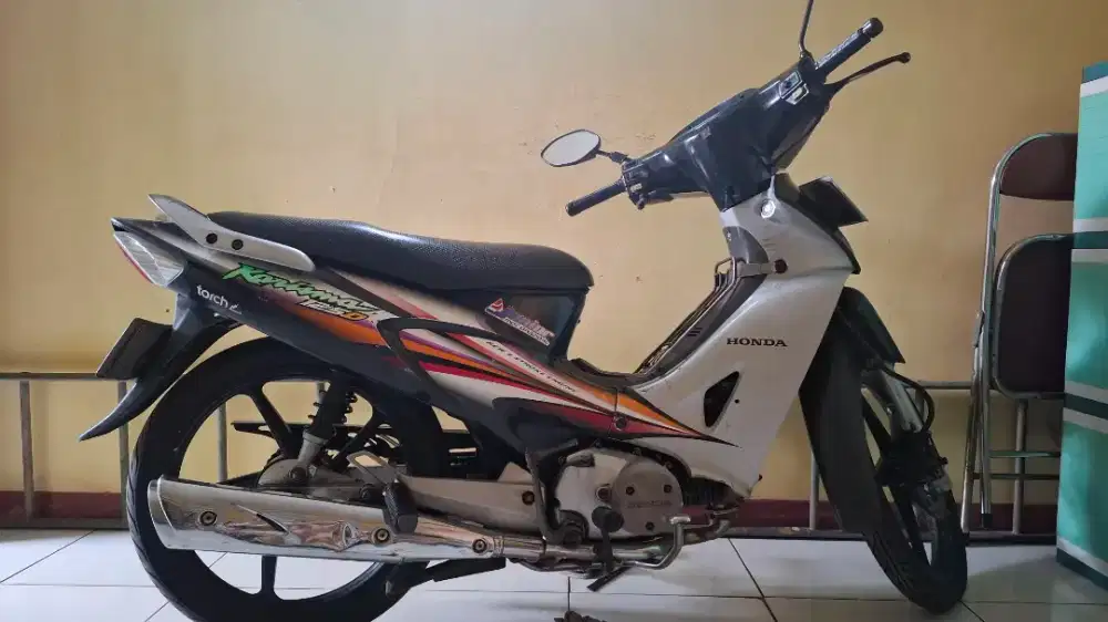 JUAL KHARISMA KONDISI MULUS TANGAN KE 1