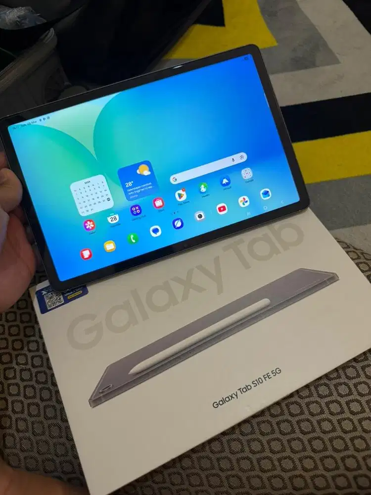 Dijual murah Galaxy Tab S10 FE 5G mulus like new bonus cover&keyboard