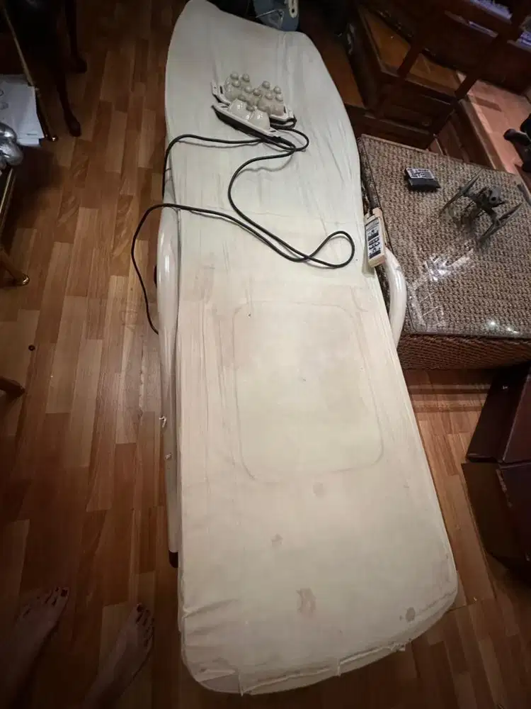 Ceragem alat terapi kesehatan (preloved)