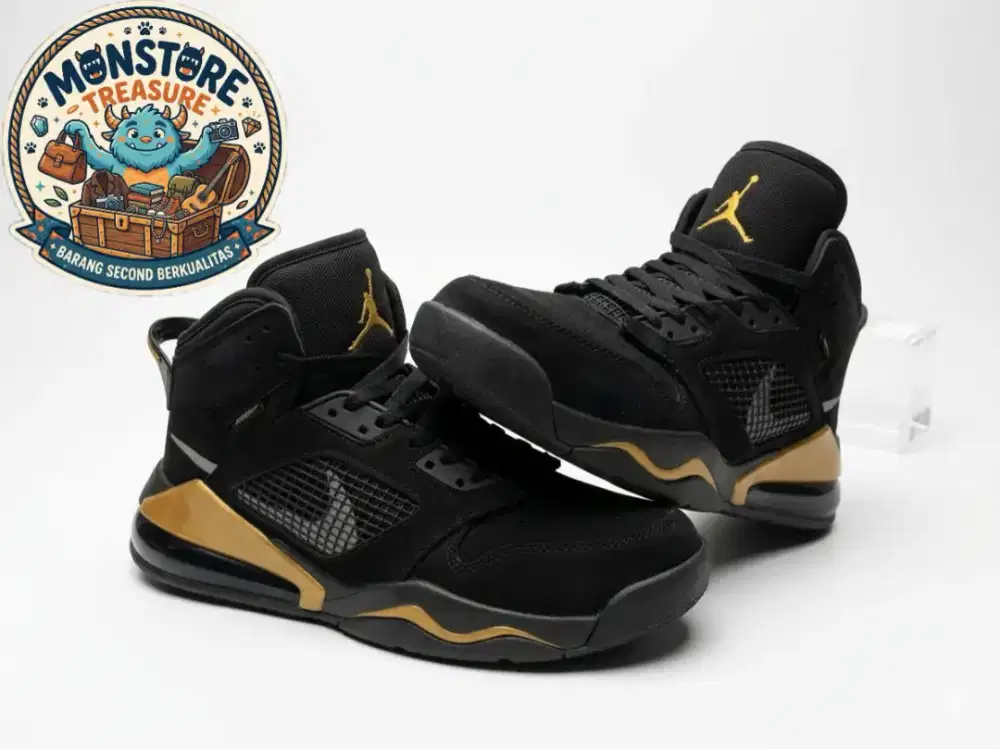 SEPATU AIR JORDAN MARS 270