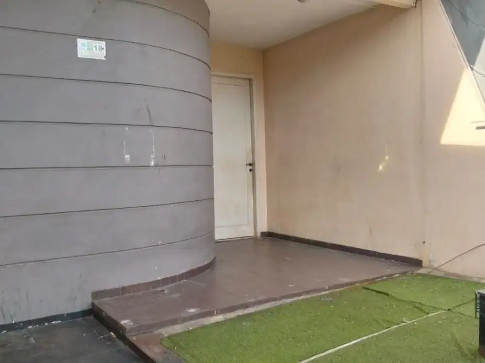 Disewakan rumah murah 2lantai di Taman Modern Cakung Jakarta Timur siaphuni minimalis modern
