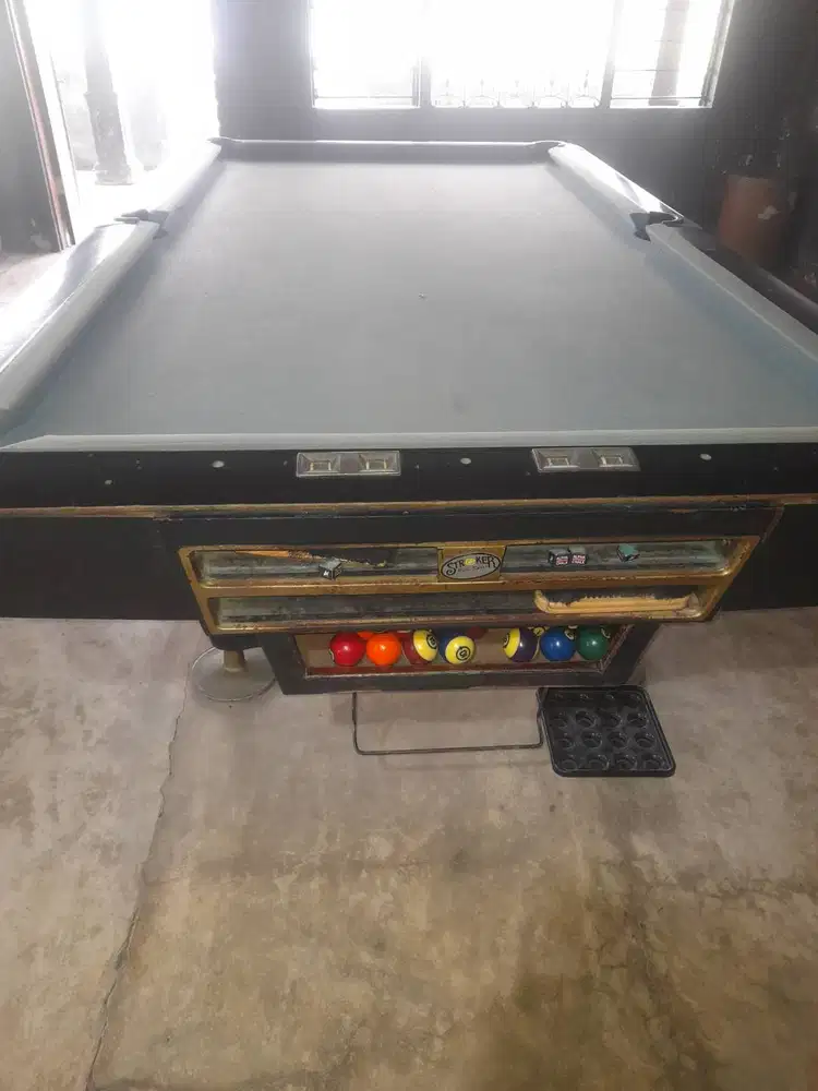 Meja 9 FEET BILIAR Merek STROKER