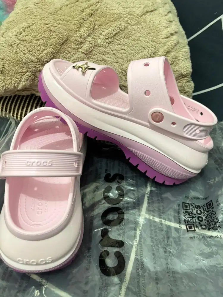 Crocs Pink size w9