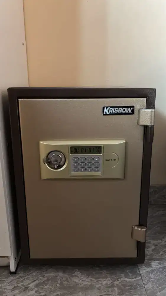 Brankas Krisbow mulus