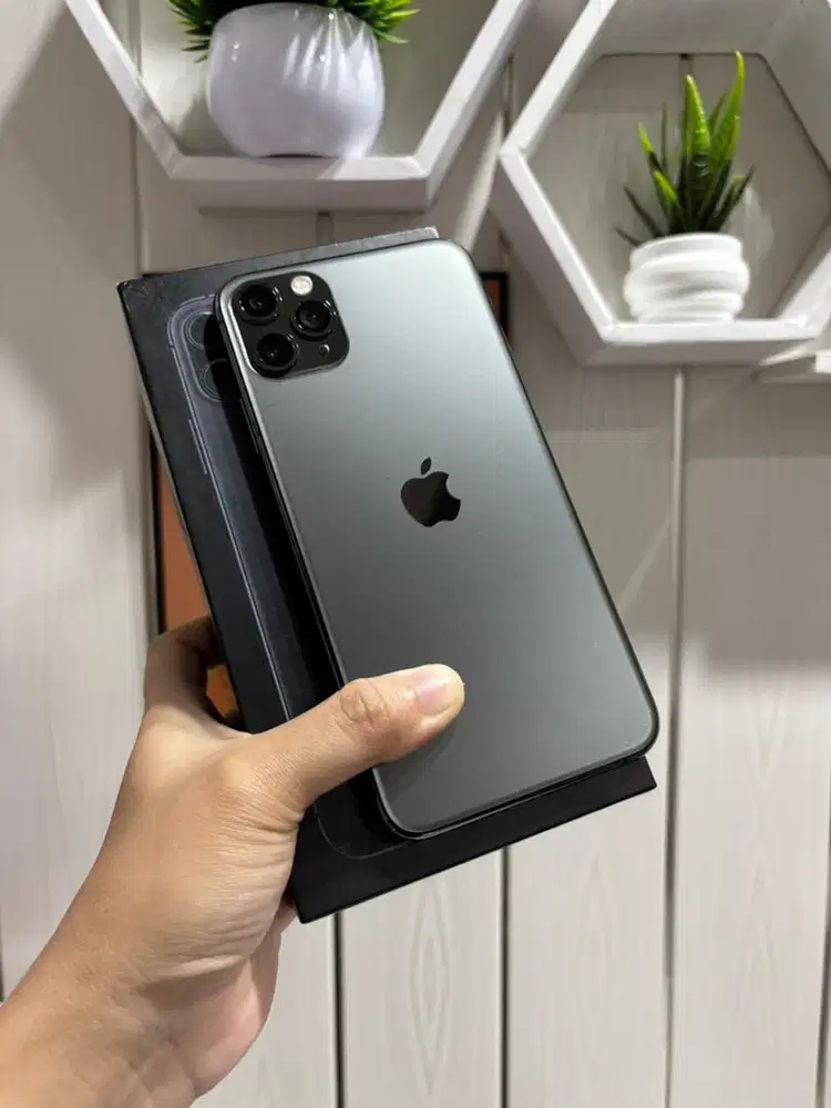 iPhone 11 Promax 64 Mulus Nomines