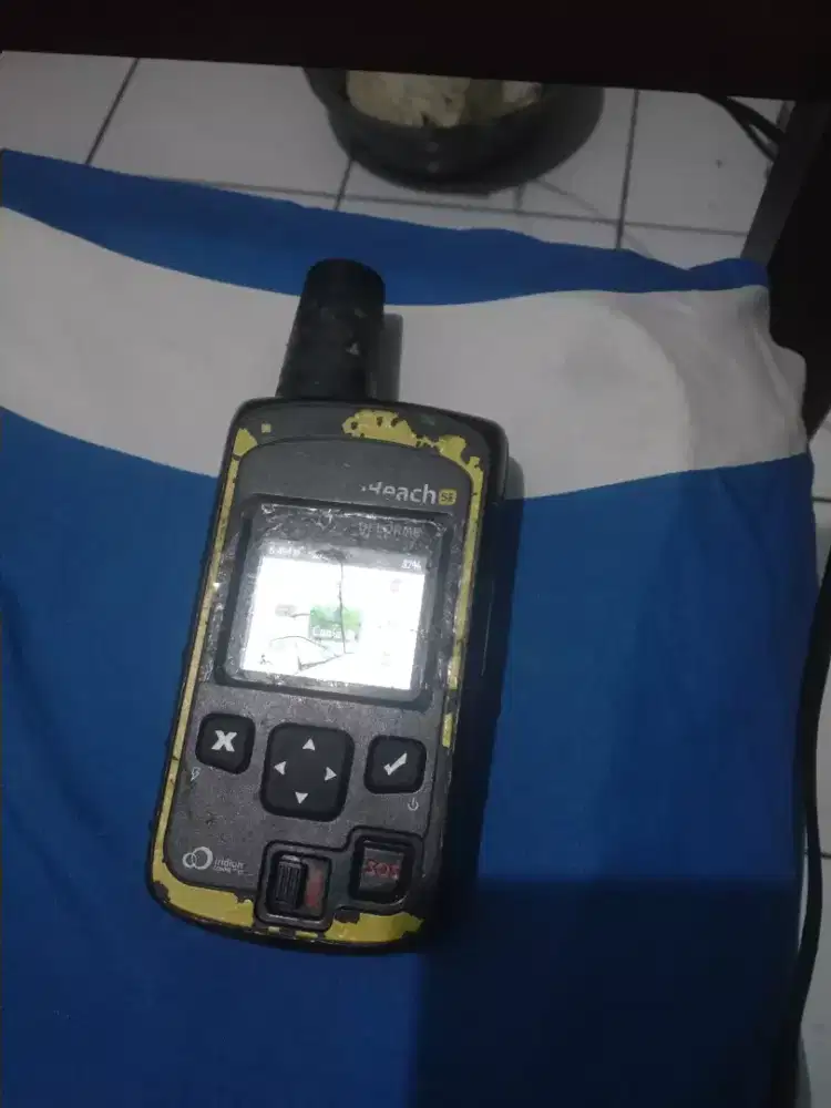 GPS satelite iridium inrearch SE delorme