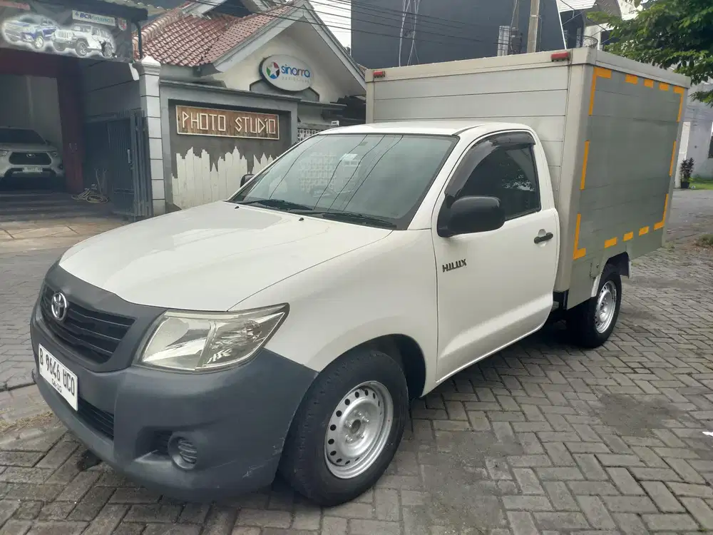 Toyota Hilux 2.5 Solar 2015 Full Box Aluminium Original Tgn1