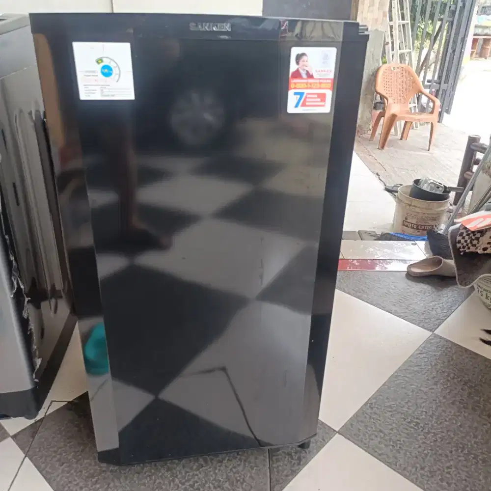 kulkas sanken baru 3 bulan pakai