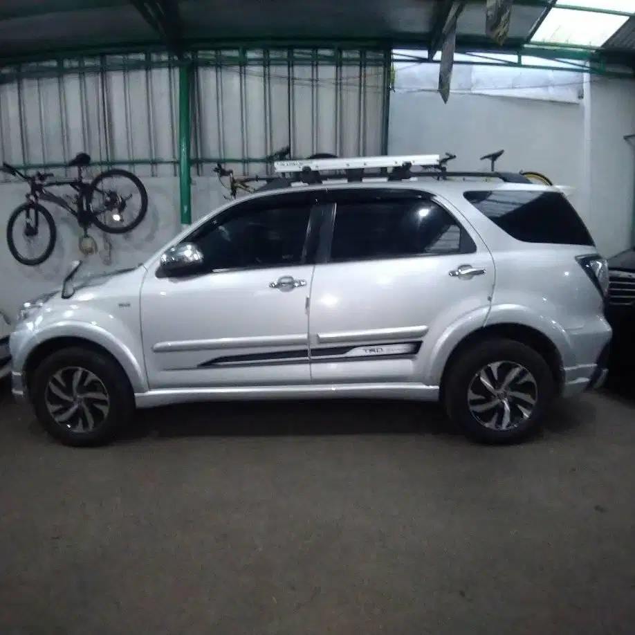 DP 10 JT Toyota Rush S TRD Manual 2015 Silver