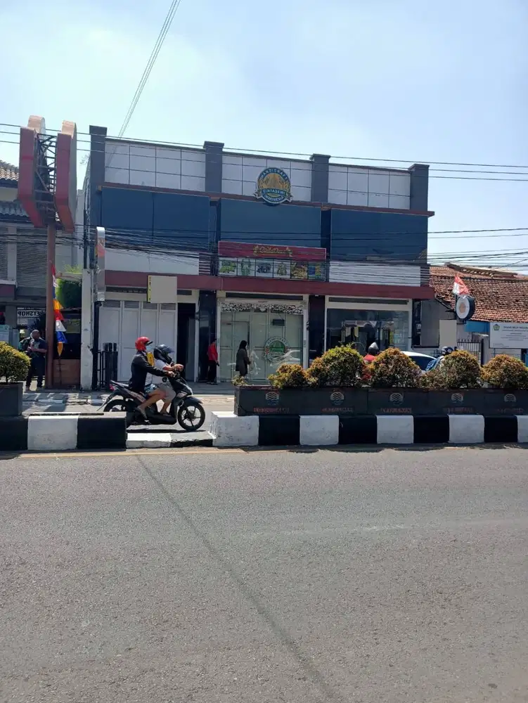 Jual Cepat Ruko 2 1/2 Lantai Mainroad di pusat kota cimahi