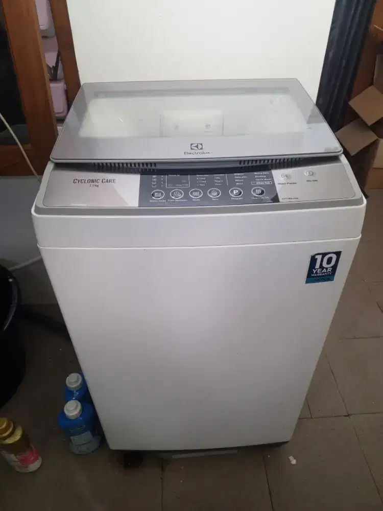 Mesin Cuci Electrolux Top Load 7,5kg