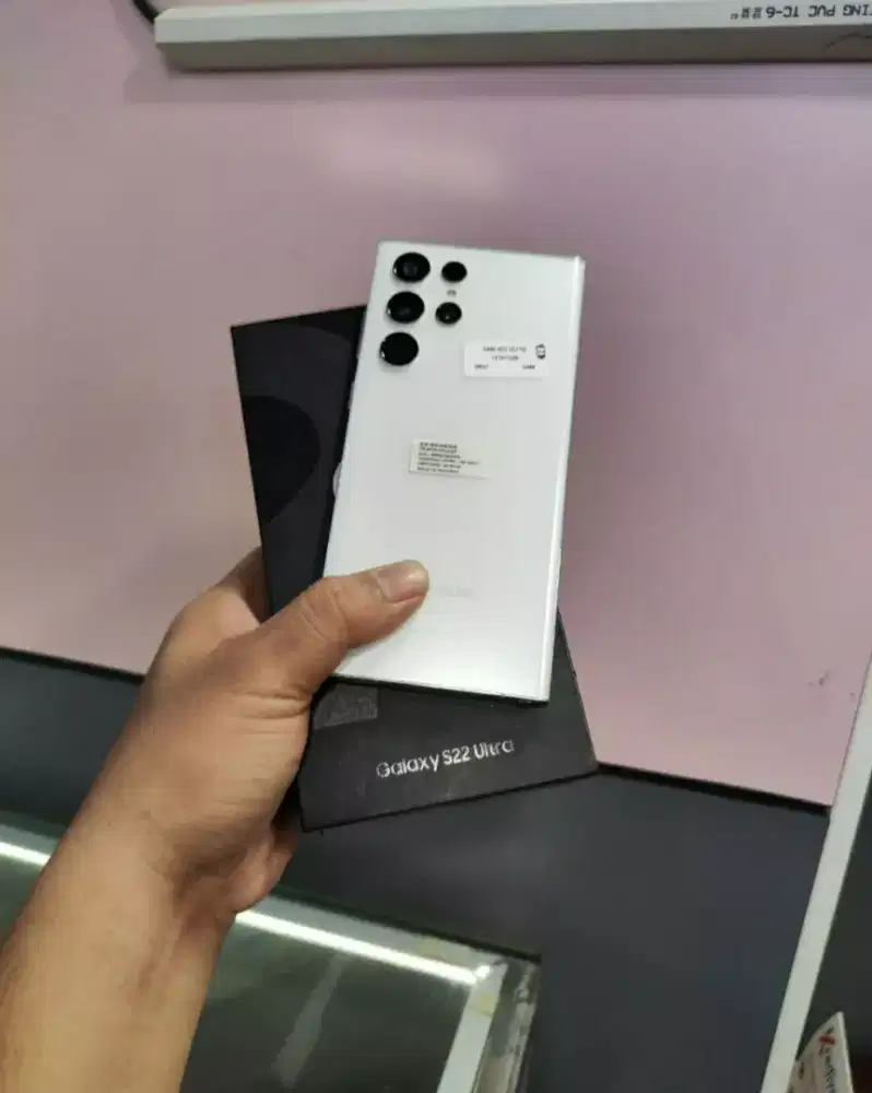 Samsung S22 ultra 12/512gb sein