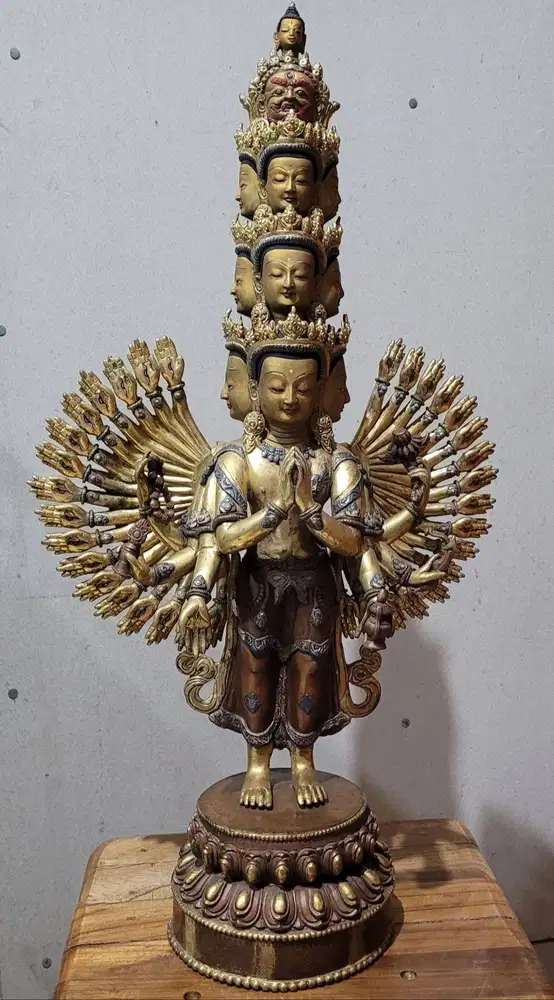 Patung Avalokitesvara Sahasrabuja (11 Kepala) Nepal Tibet Budha