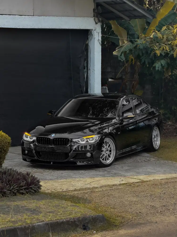 [CASH] Bmw F30 320i 2018 Termurah!!