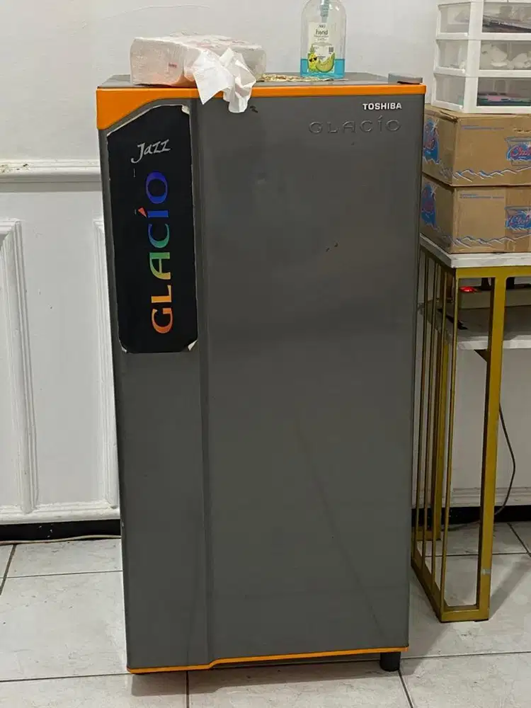 KULKAS SATU PINTU / 1 pintu TOSHIBA GLACIO