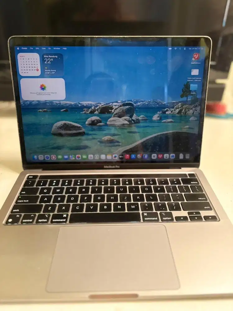 MACBOOK PRO M1 13 INCH TOUCHBAR LIKE NEW
