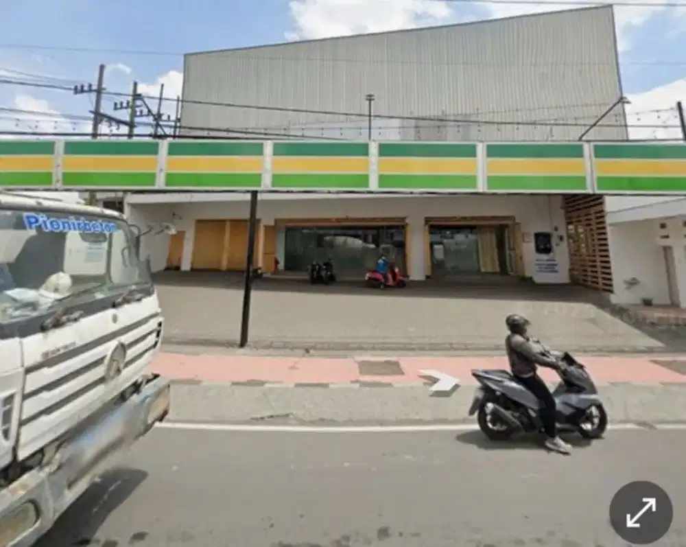 Dijual Komersial Eks Supermarket Raya Ngelom SHM 2 Lt