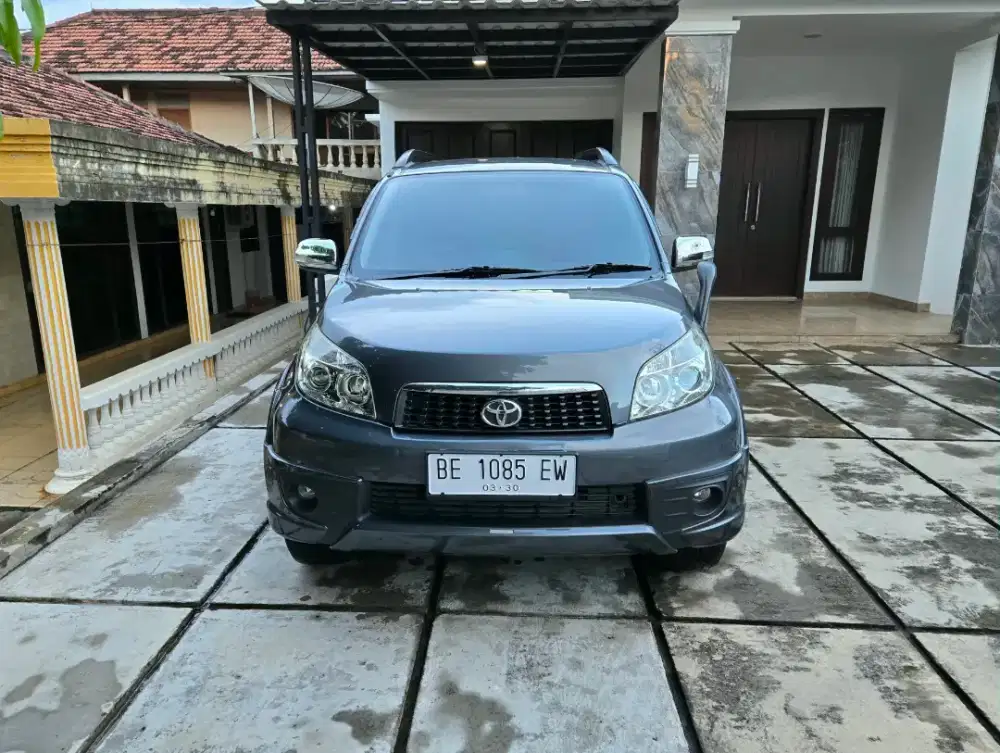Toyota Rush S TRD Automatic 2013 Istiemewa