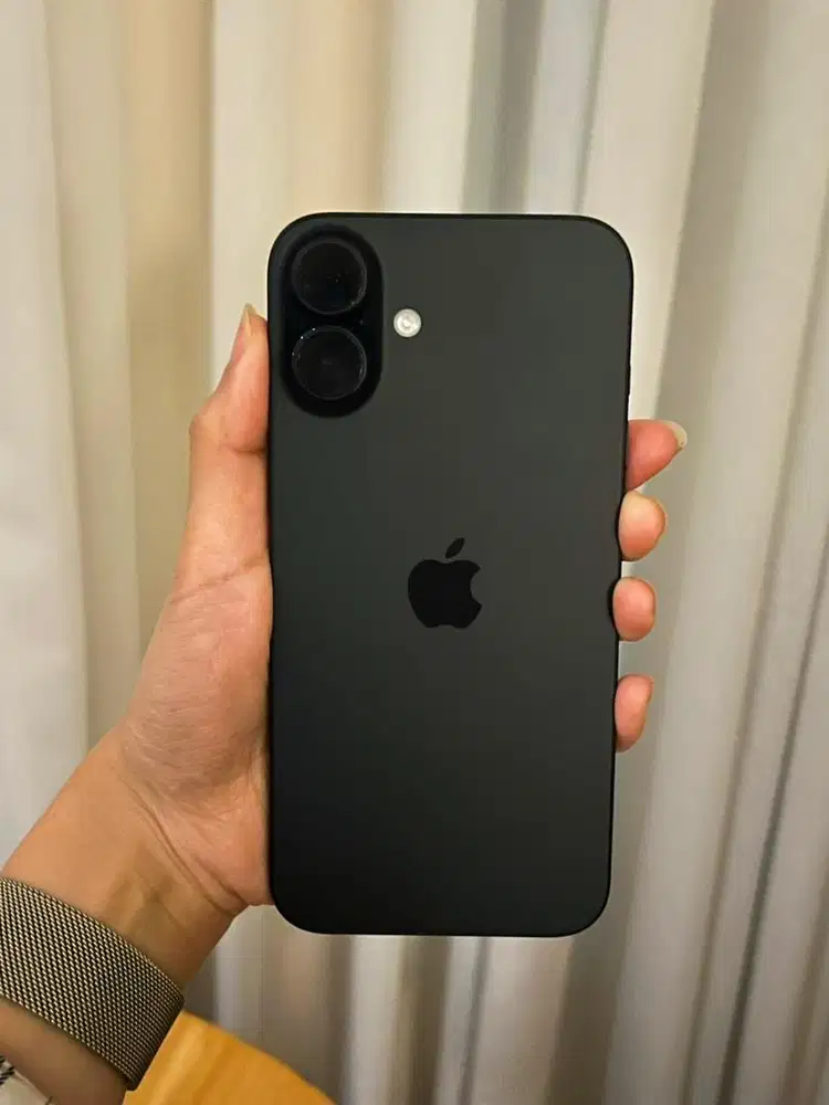 iPhone 16 Plus 256 GB 99% good masih garansi