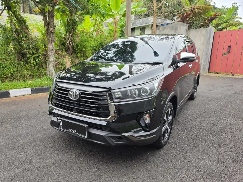 Innova Venturer Diesel AT 2021