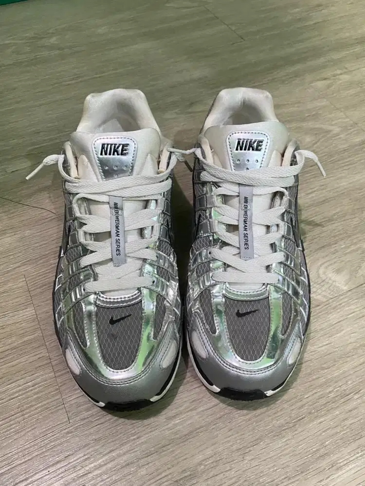 Sepatu Nike P-6000 Metallic Silver