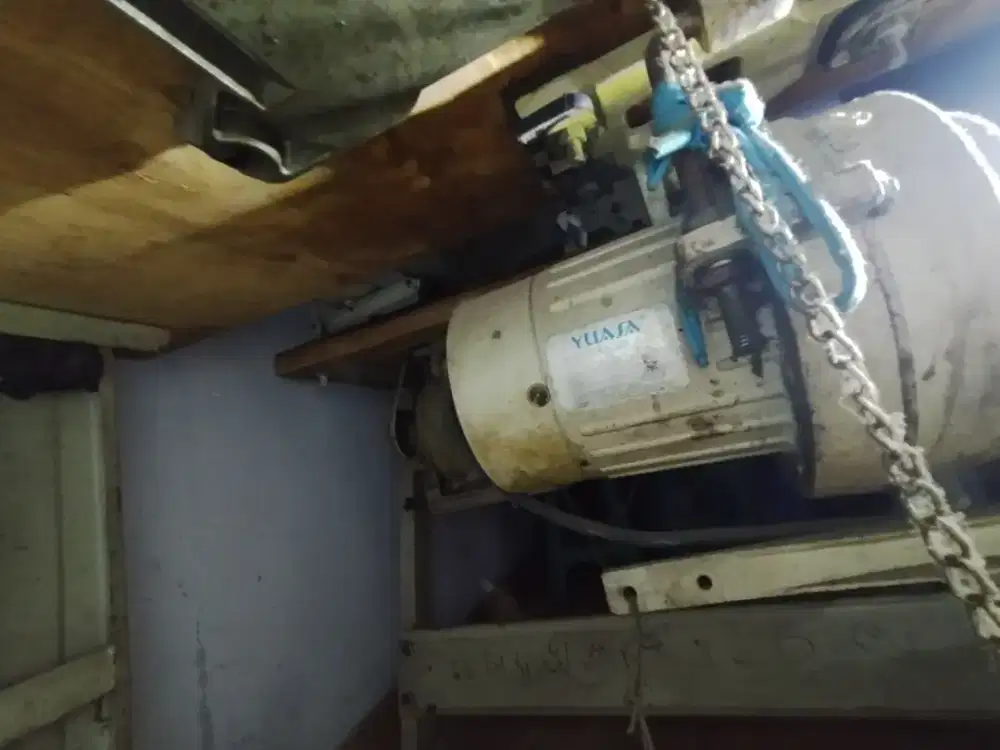 Mesin jahit & mesin obras 4 benang