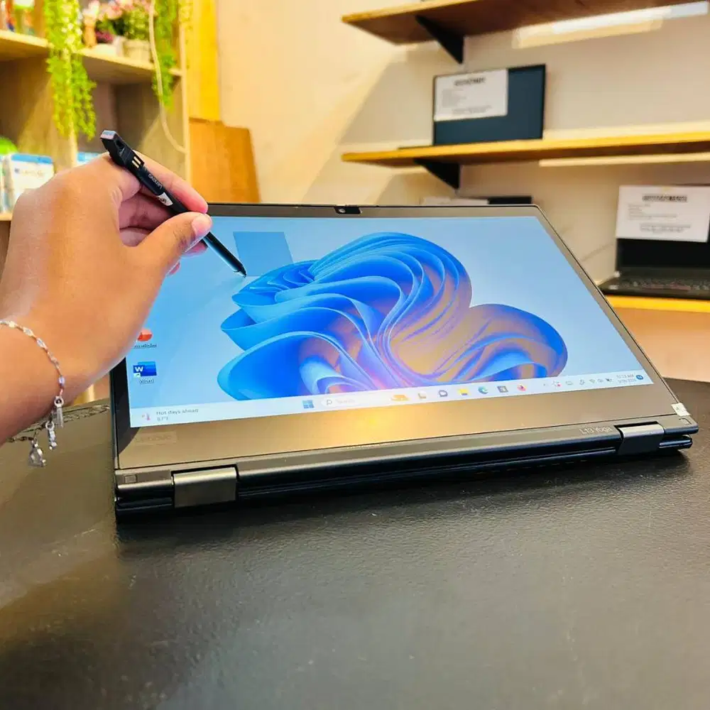 LENOVO THINKPAD L13 YOGA // TOUCHSCREEN FLIP 360