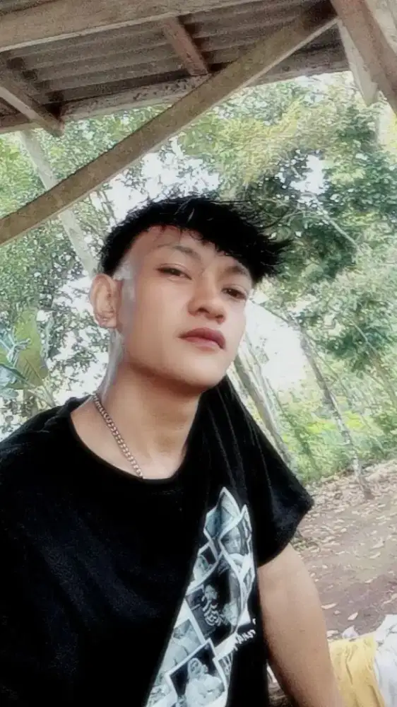 Cari pekerjaan apa saja yang penting halal