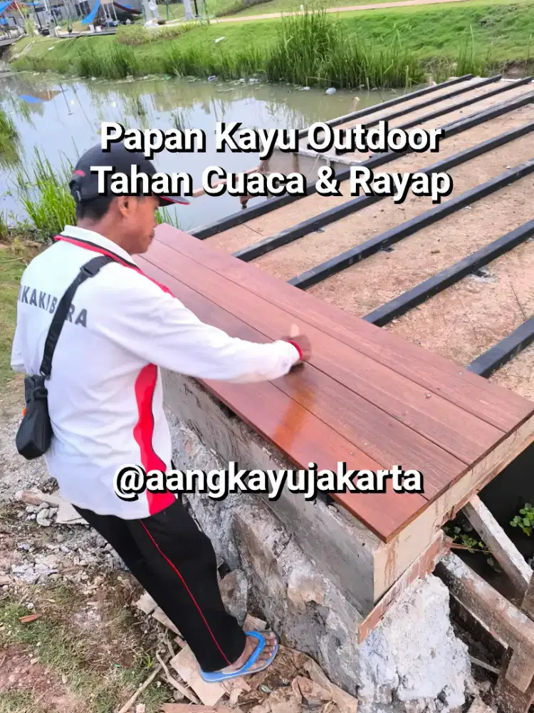 Lantai Kayu Outdoor