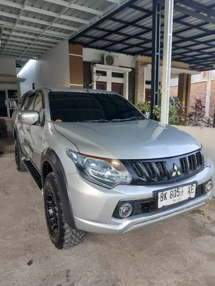 Dijual mitsubishi triton gls manual 4x4