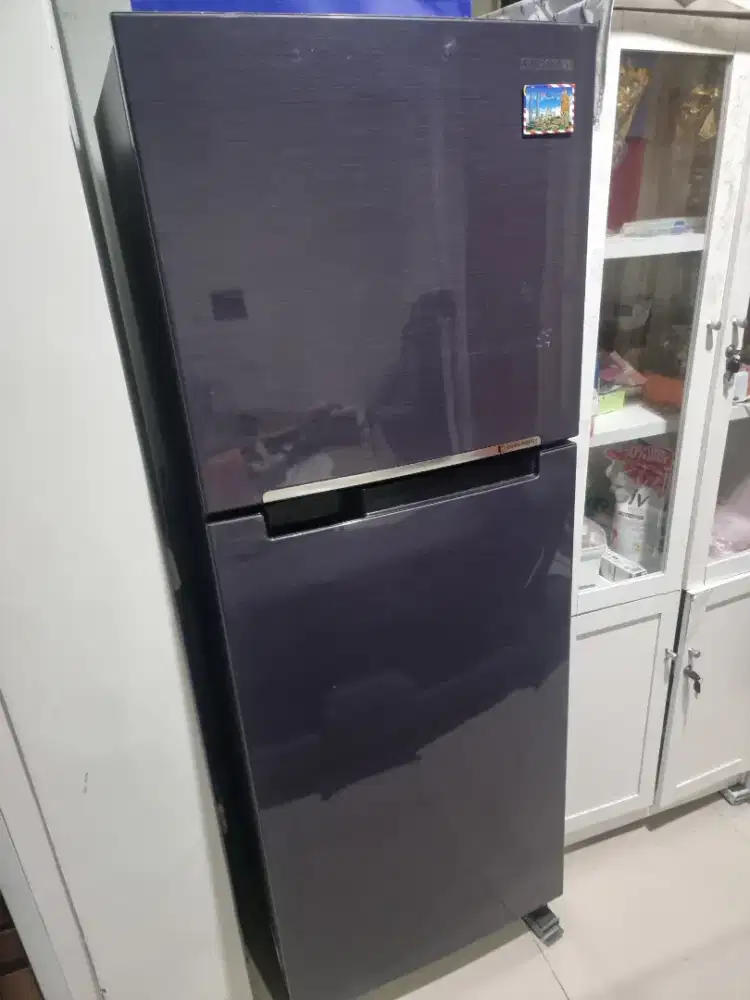 Kulkas Samsung Inverter