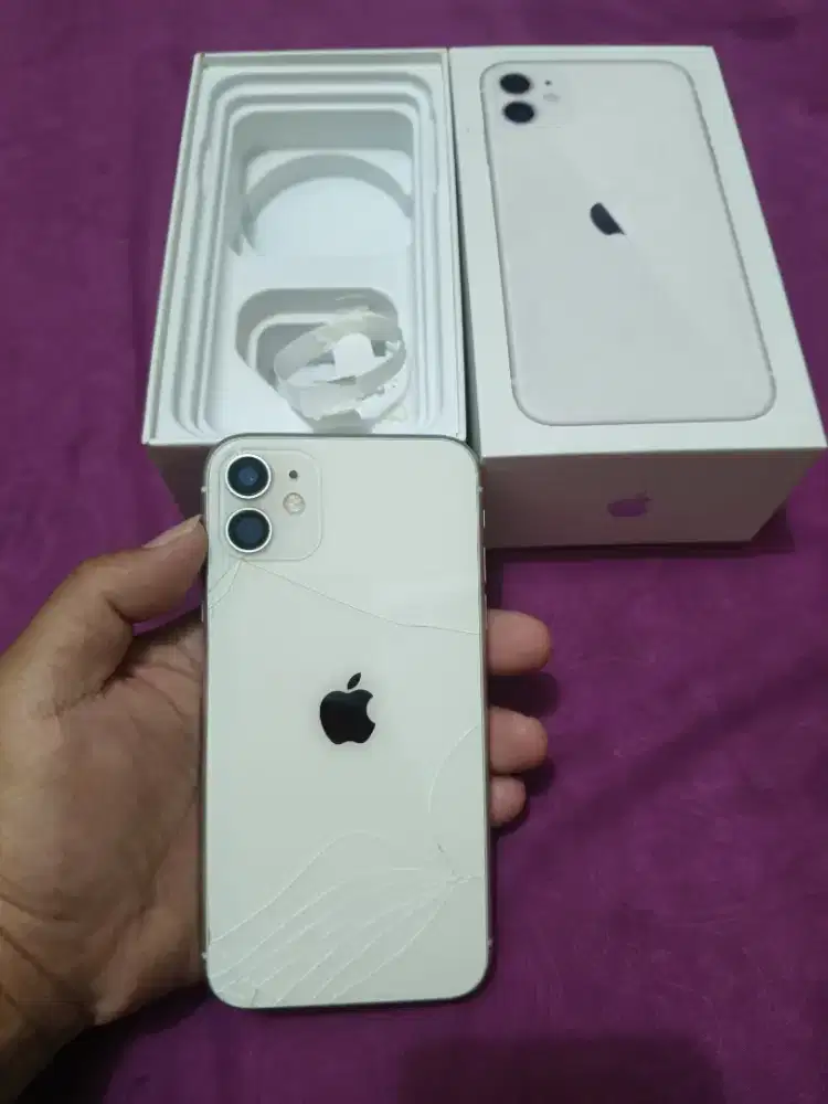 iPhone 11 64gb inter