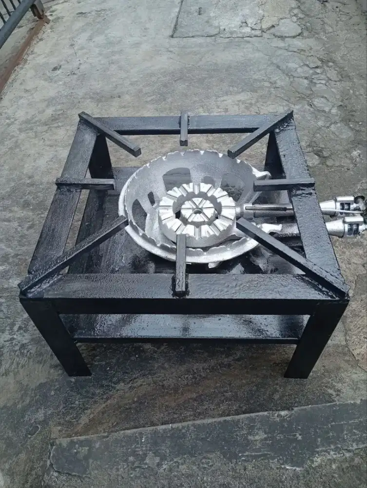 Kompor stockpot custom
Ukuran. 50×50×23
Harga. 1,7jt