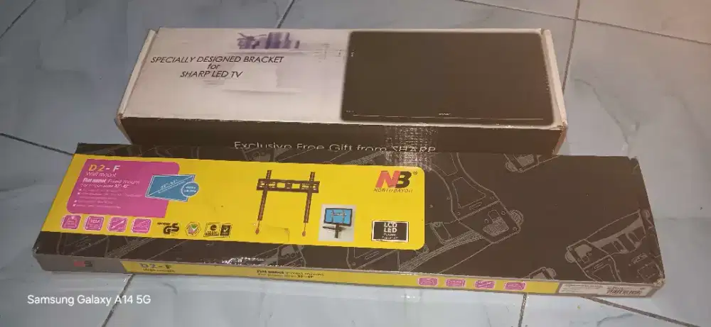 Bracket TV LED Sharp dan North Bayou