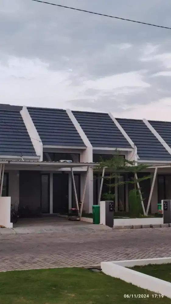 Dikontrakan / Dijual Rumah sidoarjo TSR 2