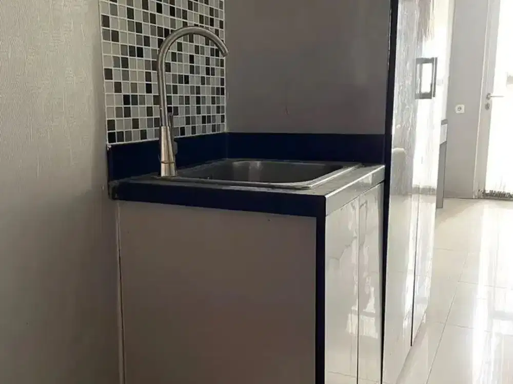 DIJUAL APARTEMEN GUNAWANGSA MERR TOWER B LANTAI 11 FURNISHED