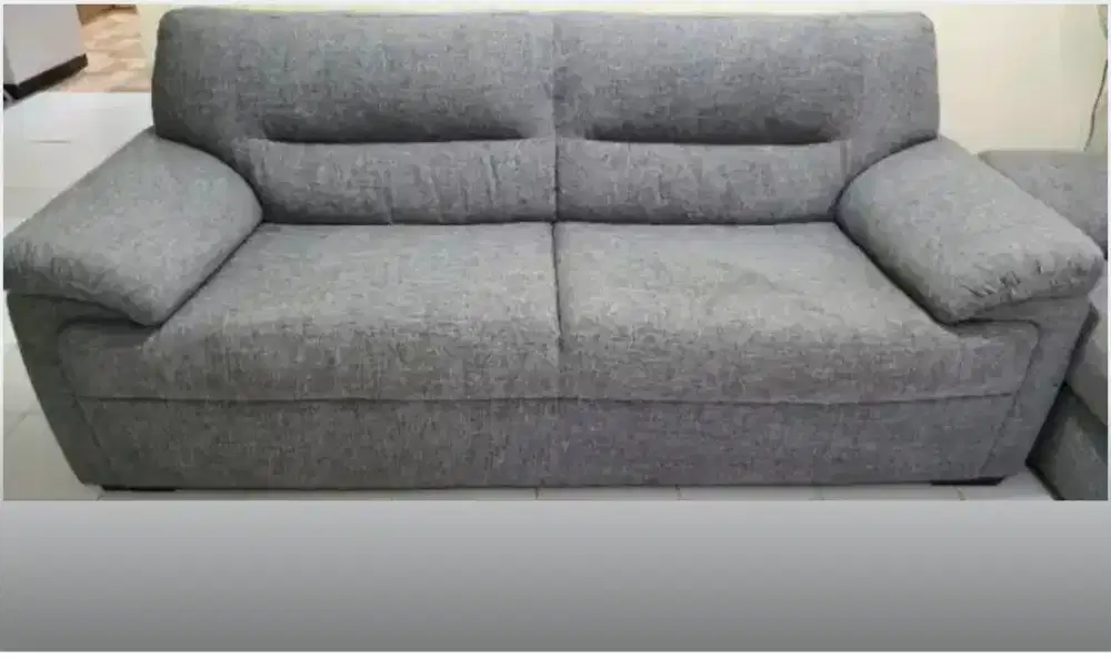 Sofa 2 seater warna abu abu