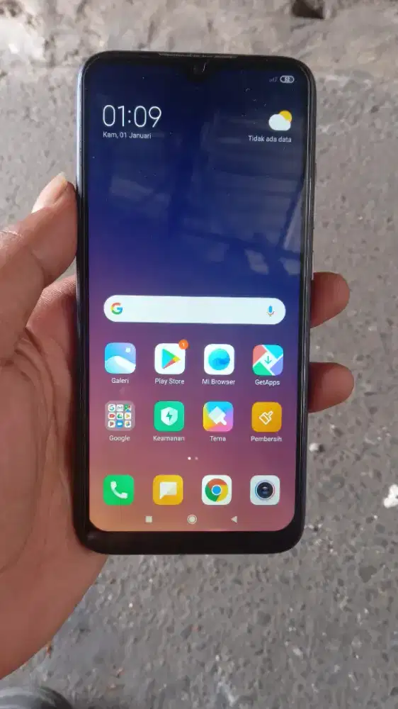 Redmi note 7 ram 3/32GB.