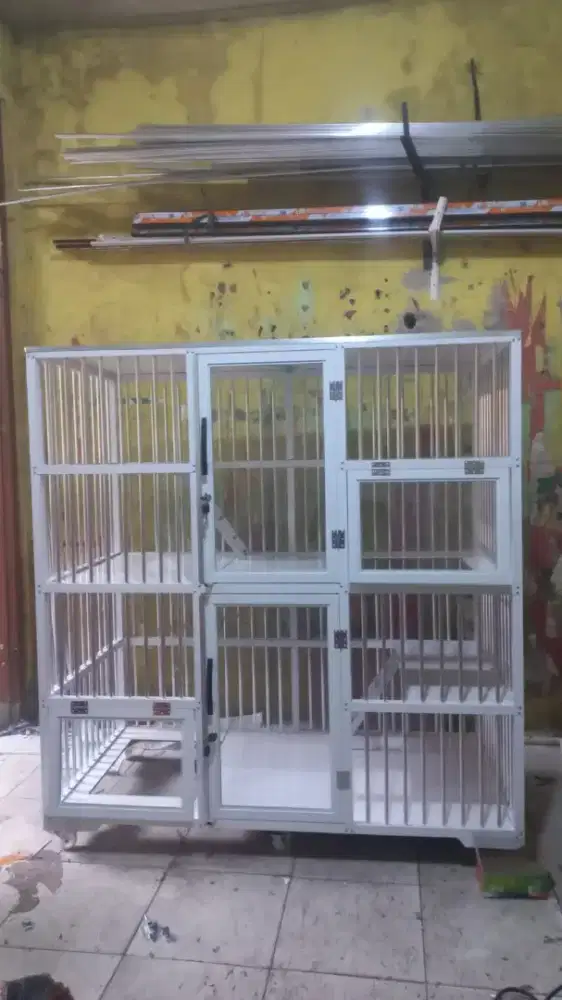 KANDANG KUCING 2 PINTU PUTIH BESAR