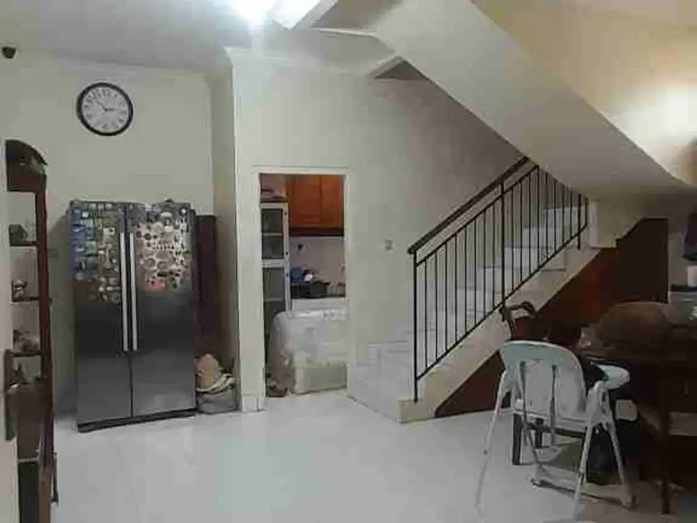 DI JUAL CEPAT                             RUMAH MODERN MINIMALIST STRATEGIS MAIN ROAD DI LARANGAN CILEDUG TANGERANG