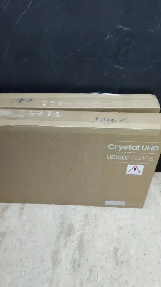 Samsung smart TV 43 inch