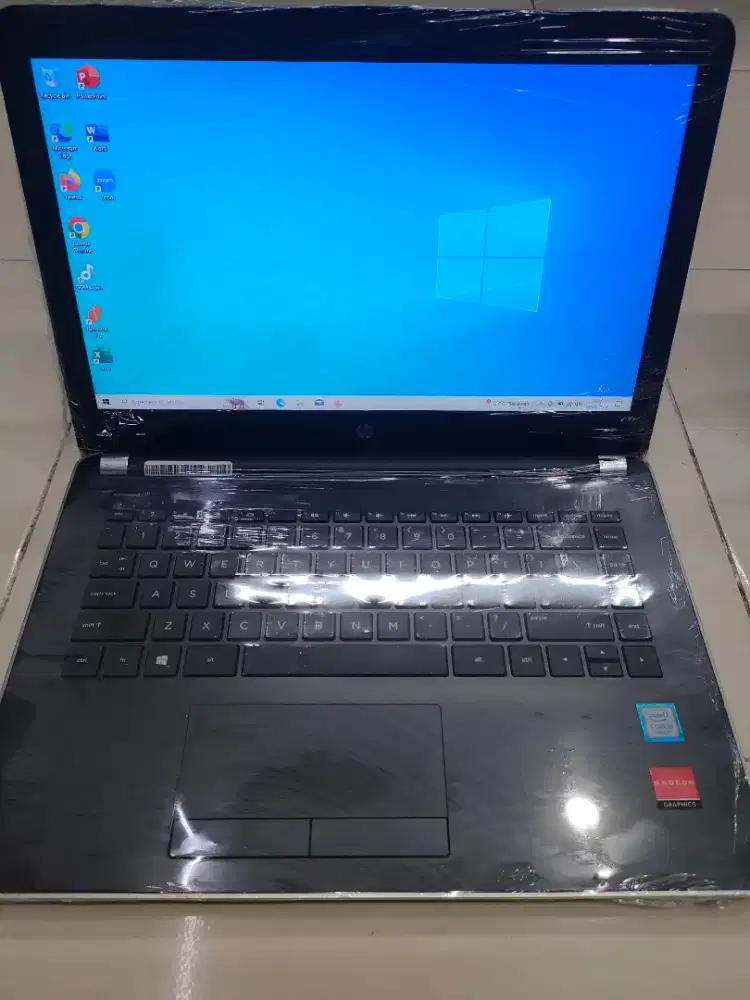 Hp core i5 gen8 double VGA murah