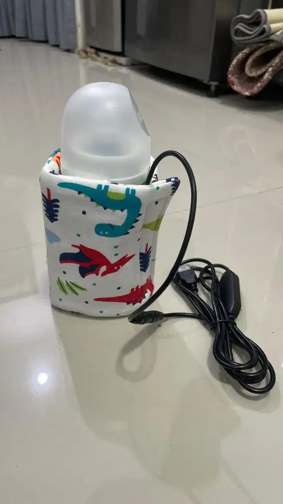 Penghangat Botol Susu Bayi