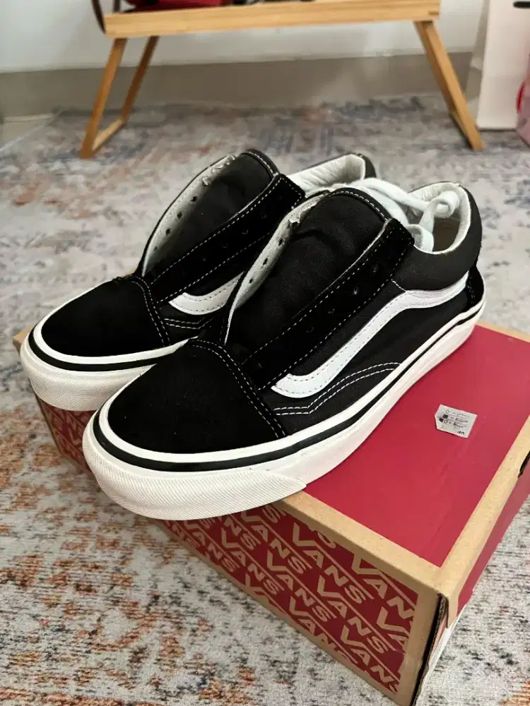 Vans Old Skool 36DX (Anaheim Factory)
adidas nike converse