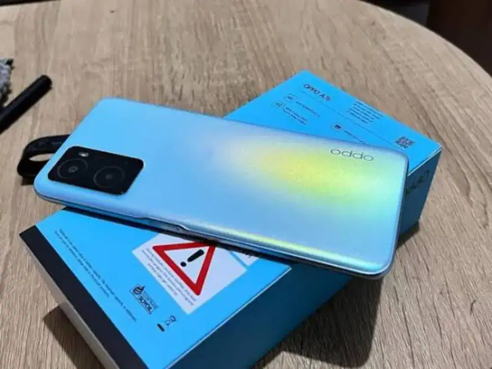 Jual hp Oppo a76 Ram 6/125