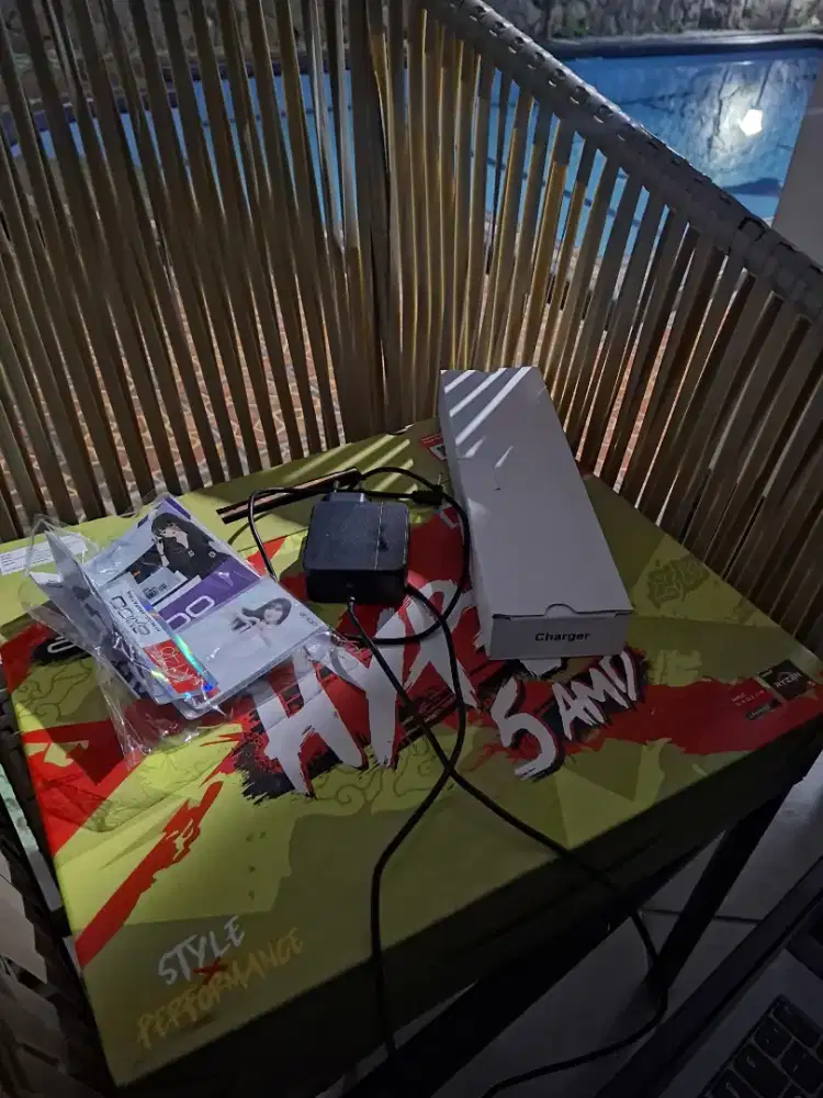 Jual Laptop Axio hype 5 X3 ( baru dipake 2 minggu )