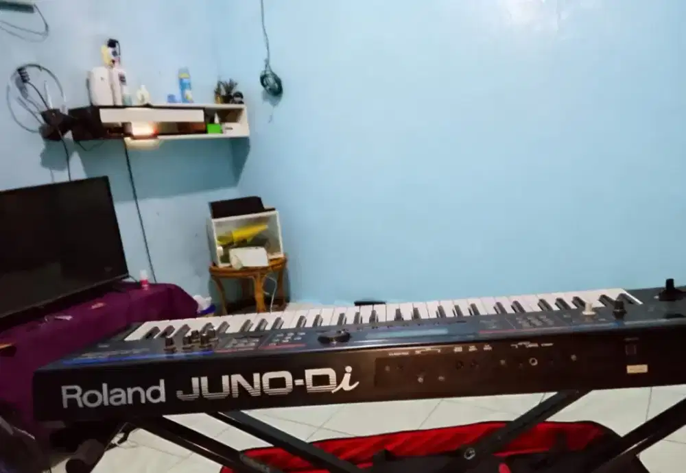 Roland juno d.i