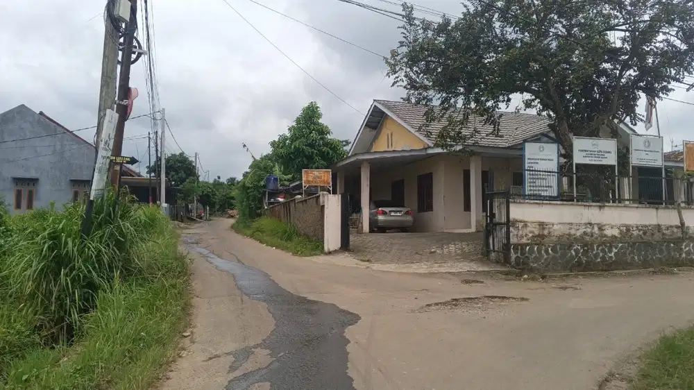 Jual tanah belakang kelurahan lialang